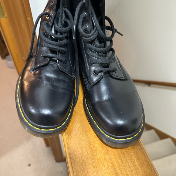 Dr. Marten Boots - Picture 6 of 6